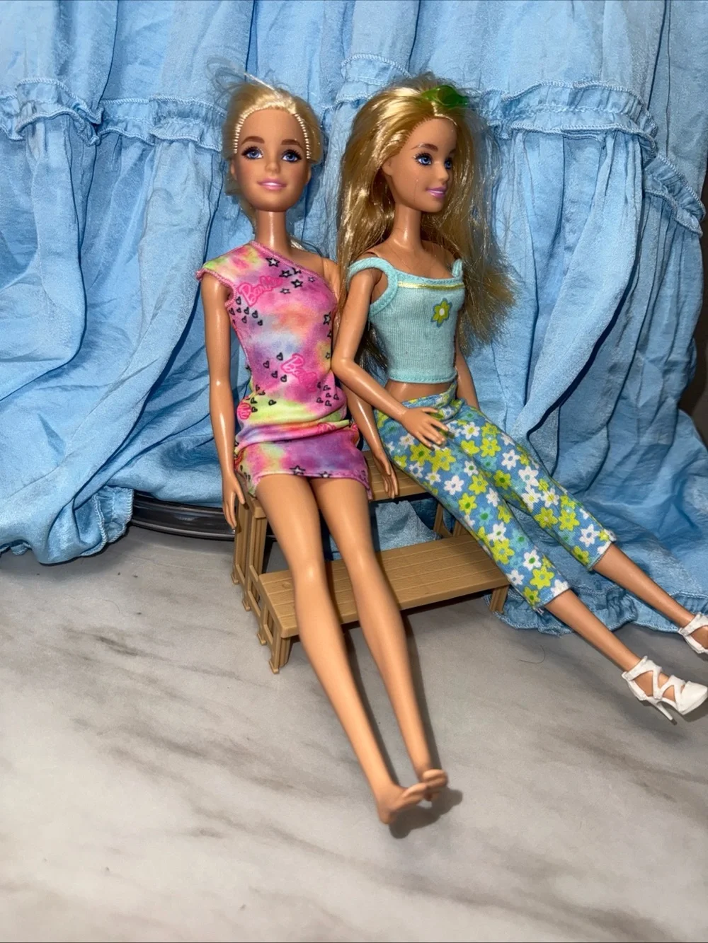 Barbie 2 dolls 1 dress 1 Teresa outfit